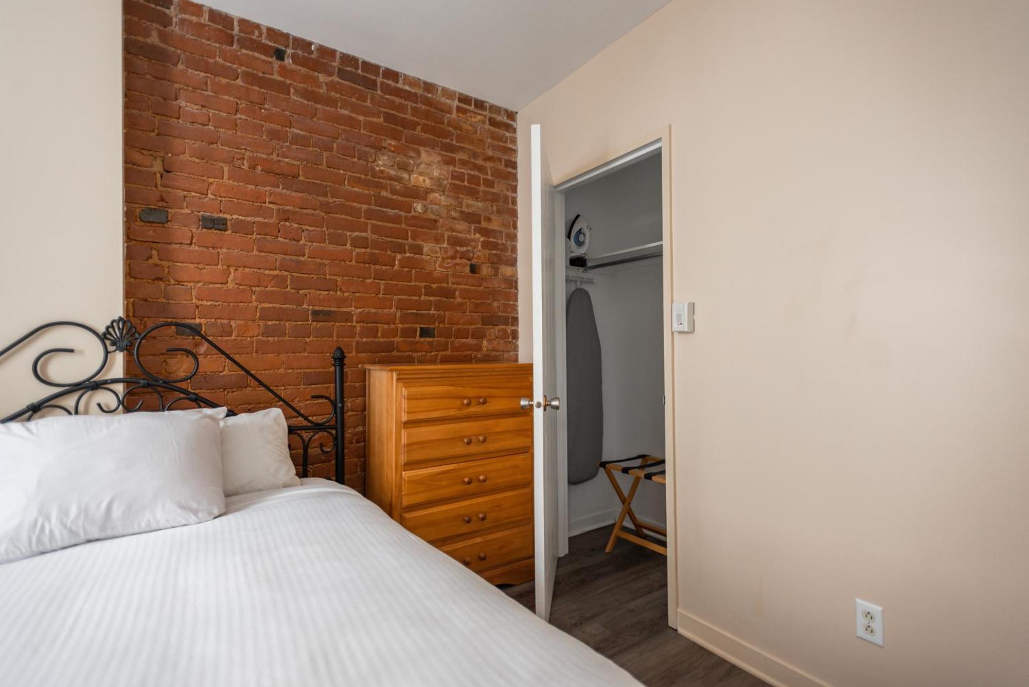 Hotel Le Roberval Montreal Luaran gambar